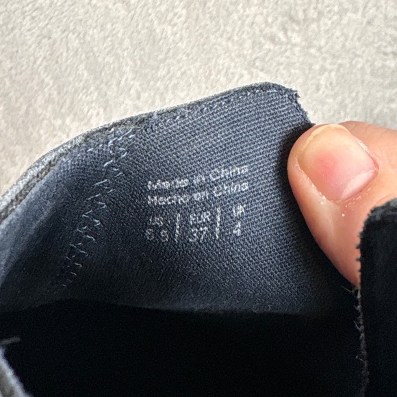 ✨ 2/$35 Call It Spring Perforated Ankle Boots Booties Blue Block Heel Size 6.5 - Picture 5 of 8